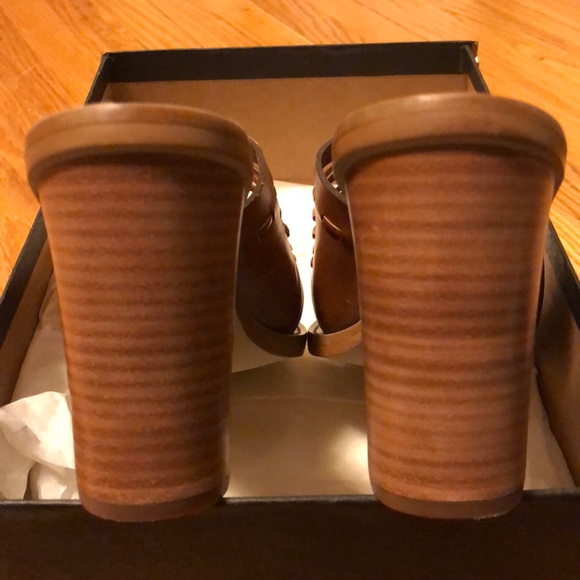 J Crew ‘Marlow Huarache Mules’ - Picture 2 of 7